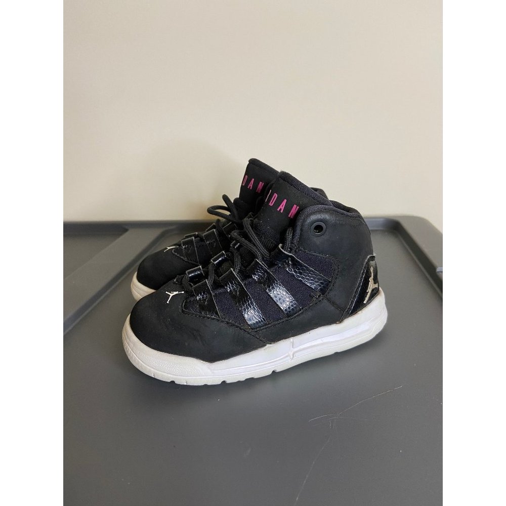 Toddler jordans max Aura